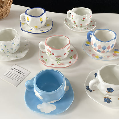 Handgemachte Keramik im Floral Design