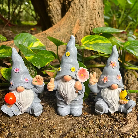 Die Stillen Drei – Handgegossene Gartenzwerge