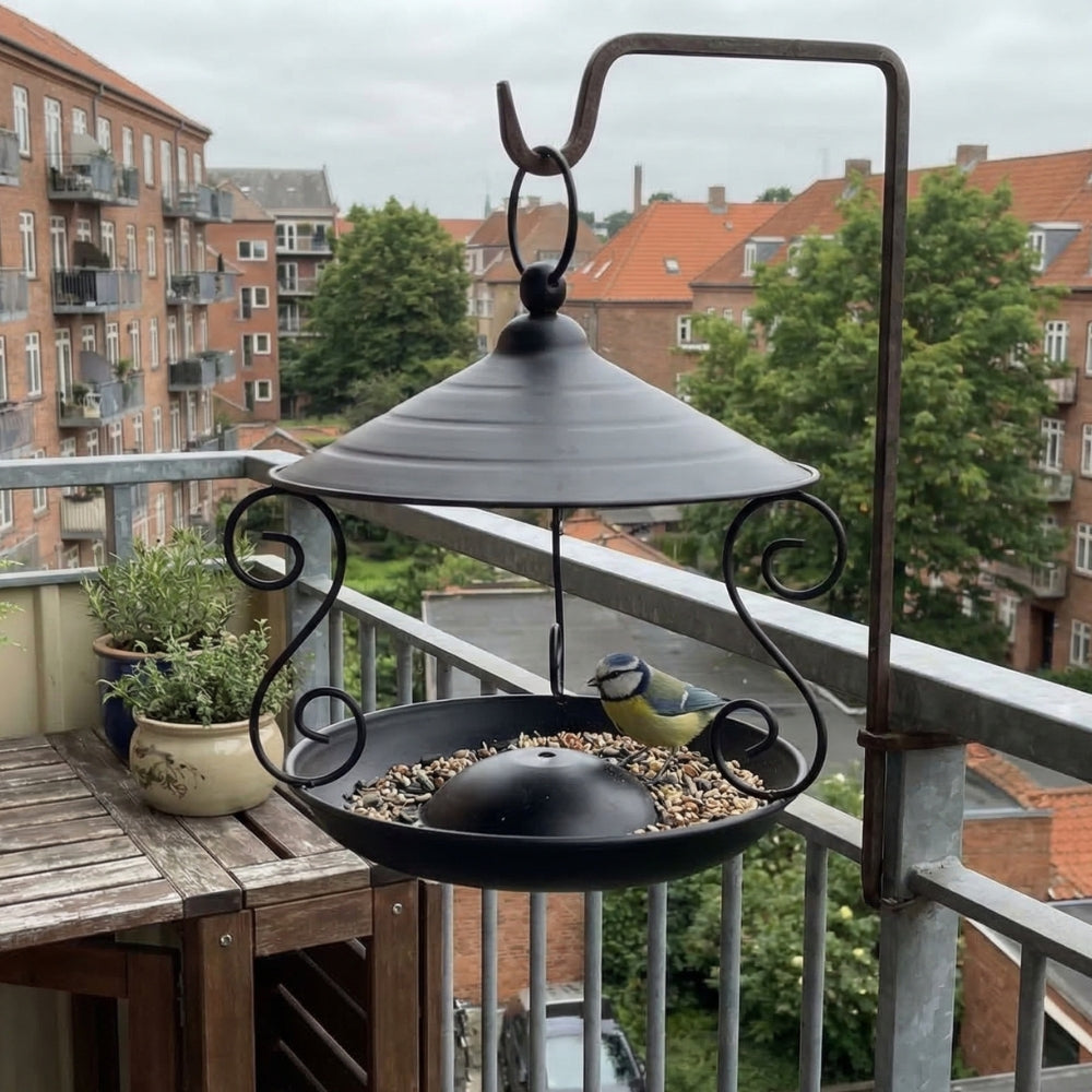Elegante Fütterstation für Vögel - Hängend