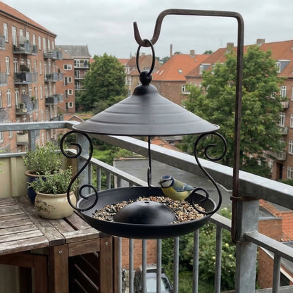 Elegante Fütterstation für Vögel - Hängend