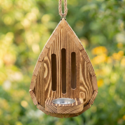 Ingrids handgefertigtes Schmetterlingshotel